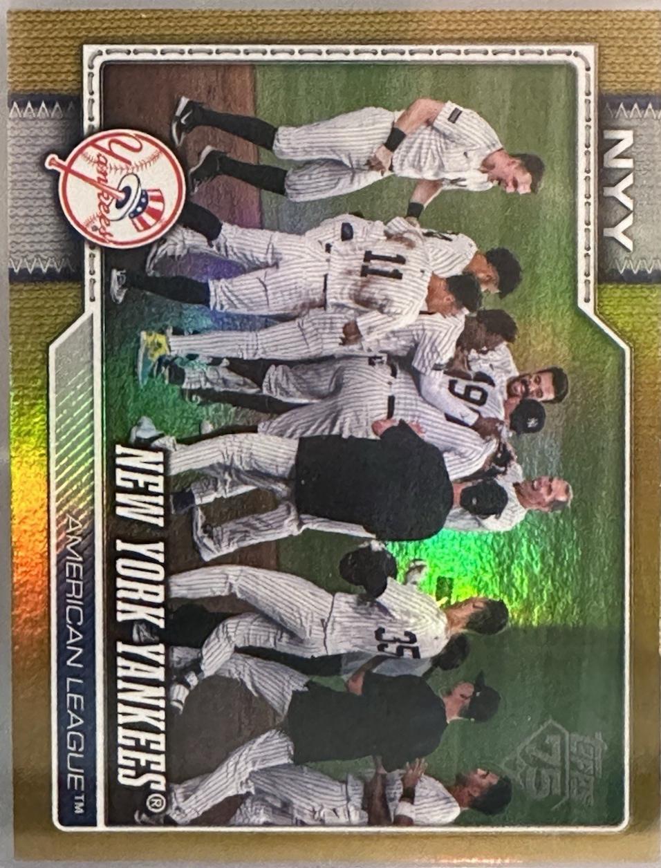 Team Card [Holo Foil Gold] #628