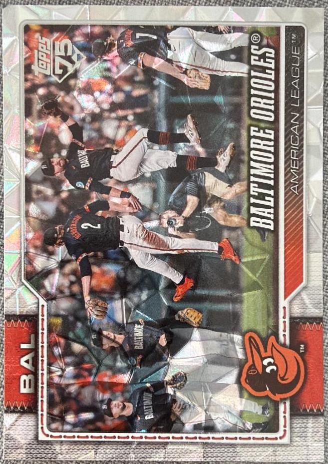 Team Card [Silver Crackle Foil] #654