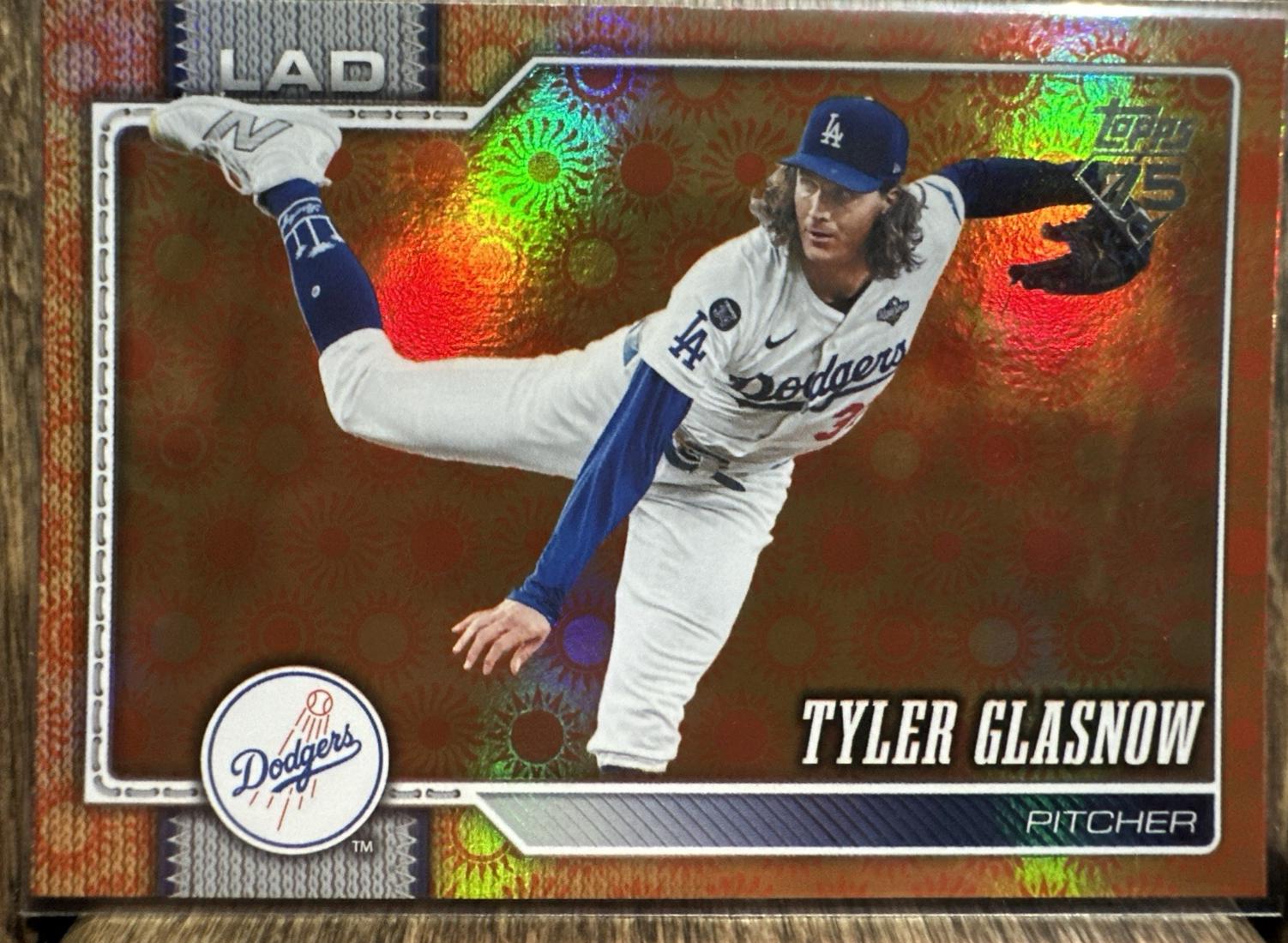 Tyler Glasnow [Holiday Sunshine Variation] #629