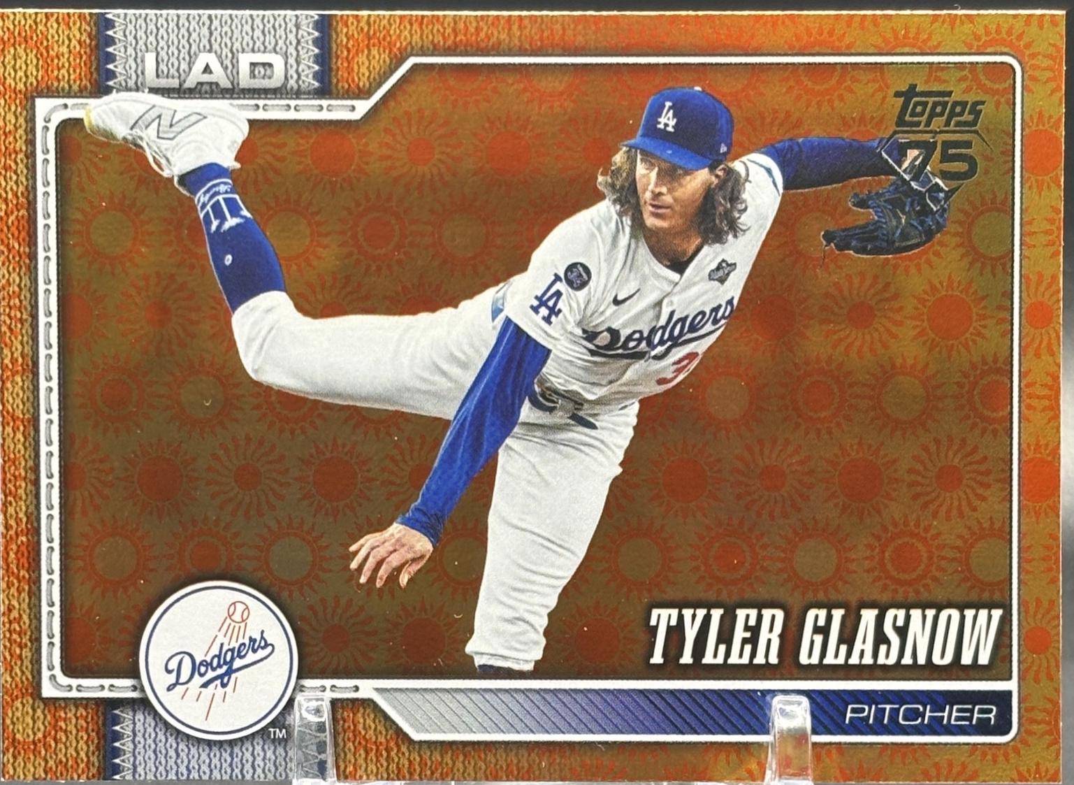 Tyler Glasnow [Holo Foil Orange] #629