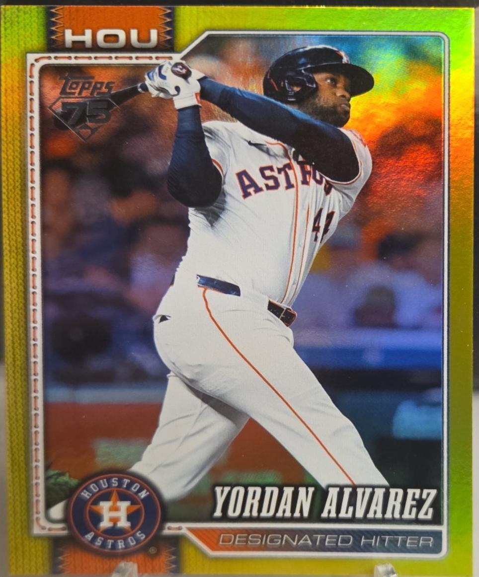 Yordan Alvarez [Holo Foil Yellow] #468