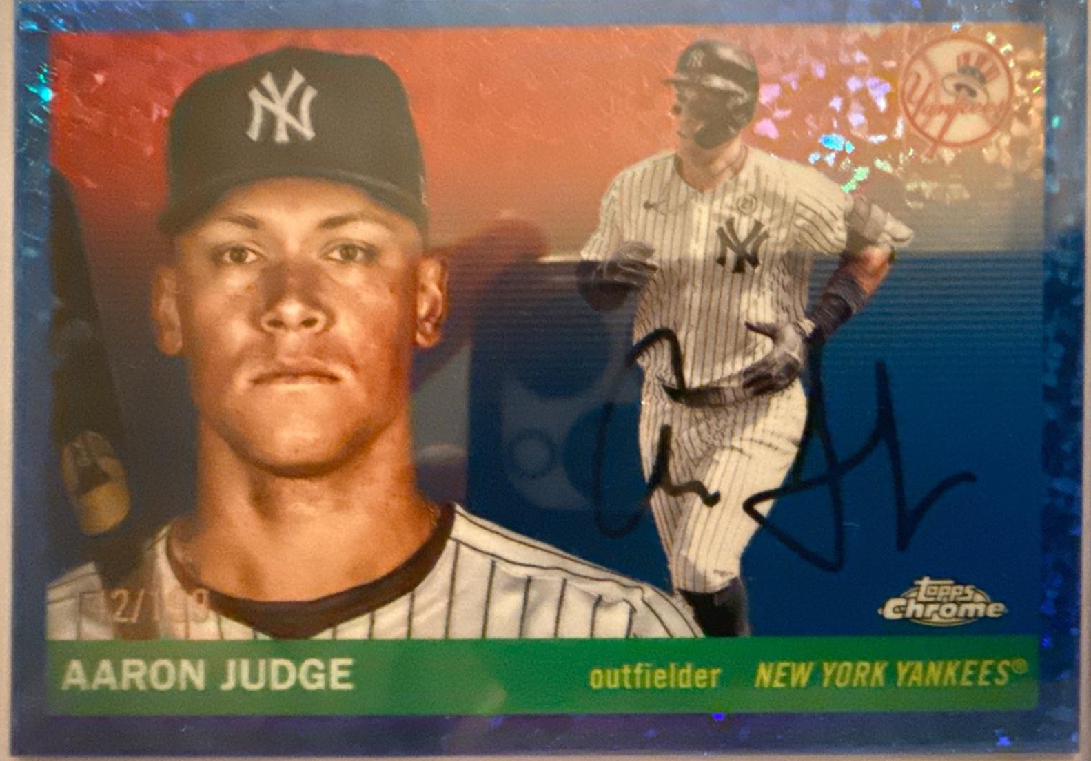 Aaron Judge [Blue Mini-Diamond Refractor] #136