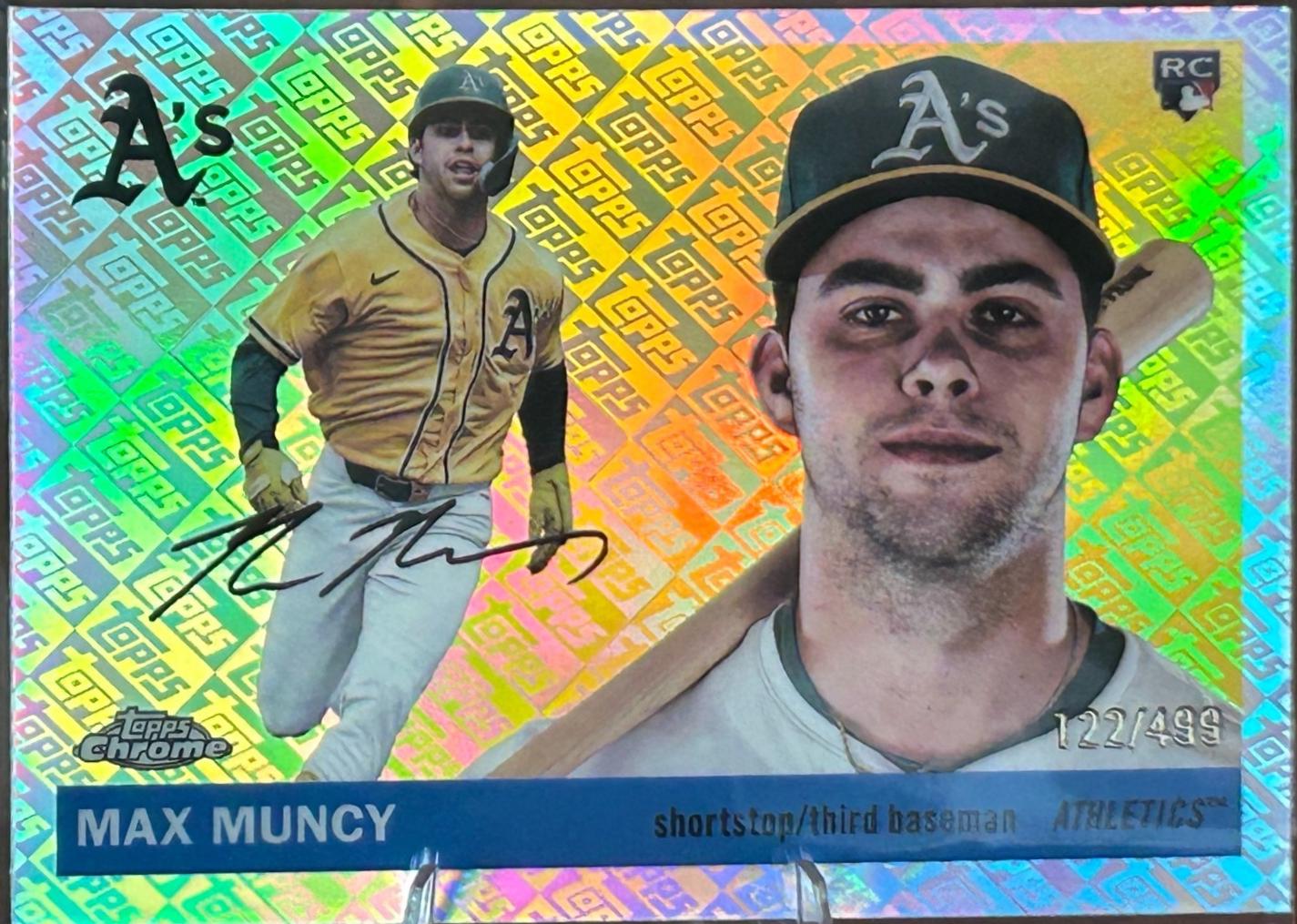 Max Muncy [Topps Refractor] #285