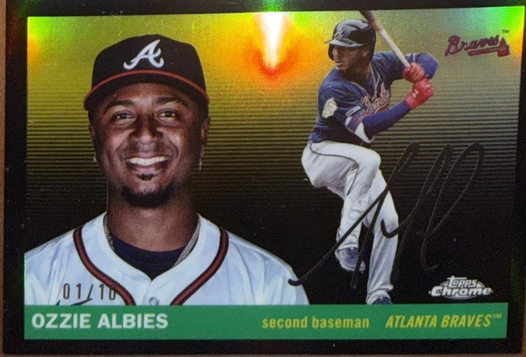 Ozzie Albies [Black Refractor] #29