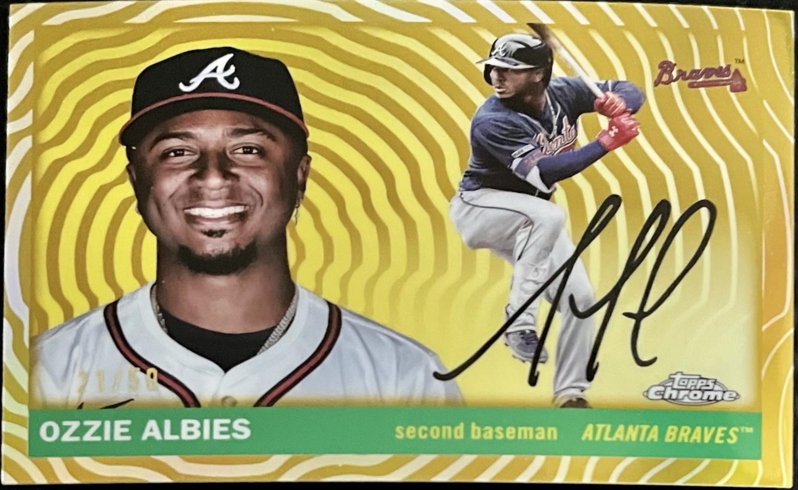 Ozzie Albies [Gold Refractor] #29
