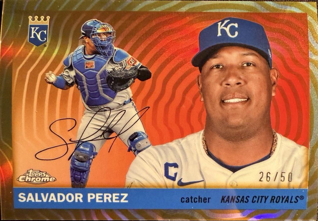 Salvador Perez [Gold Vibrations Refractor] #87