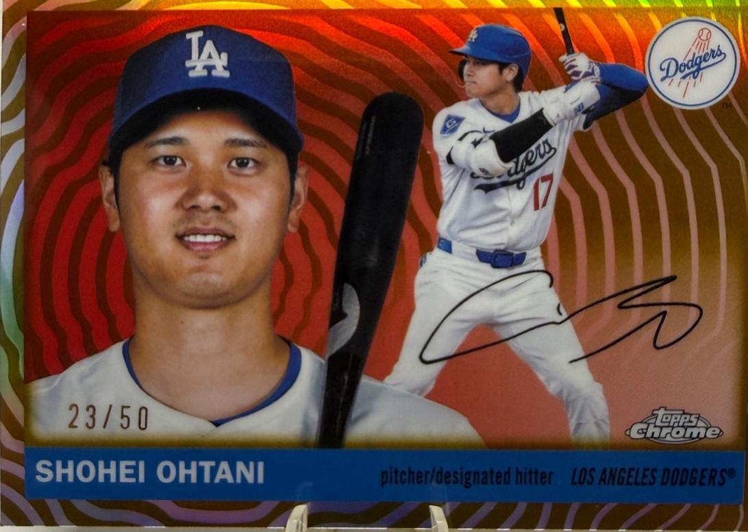 Shohei Ohtani [Gold Vibrations Refractor] #17