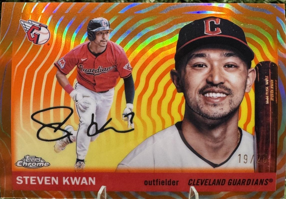 Steven Kwan [Orange Vibrations Refractor] #81