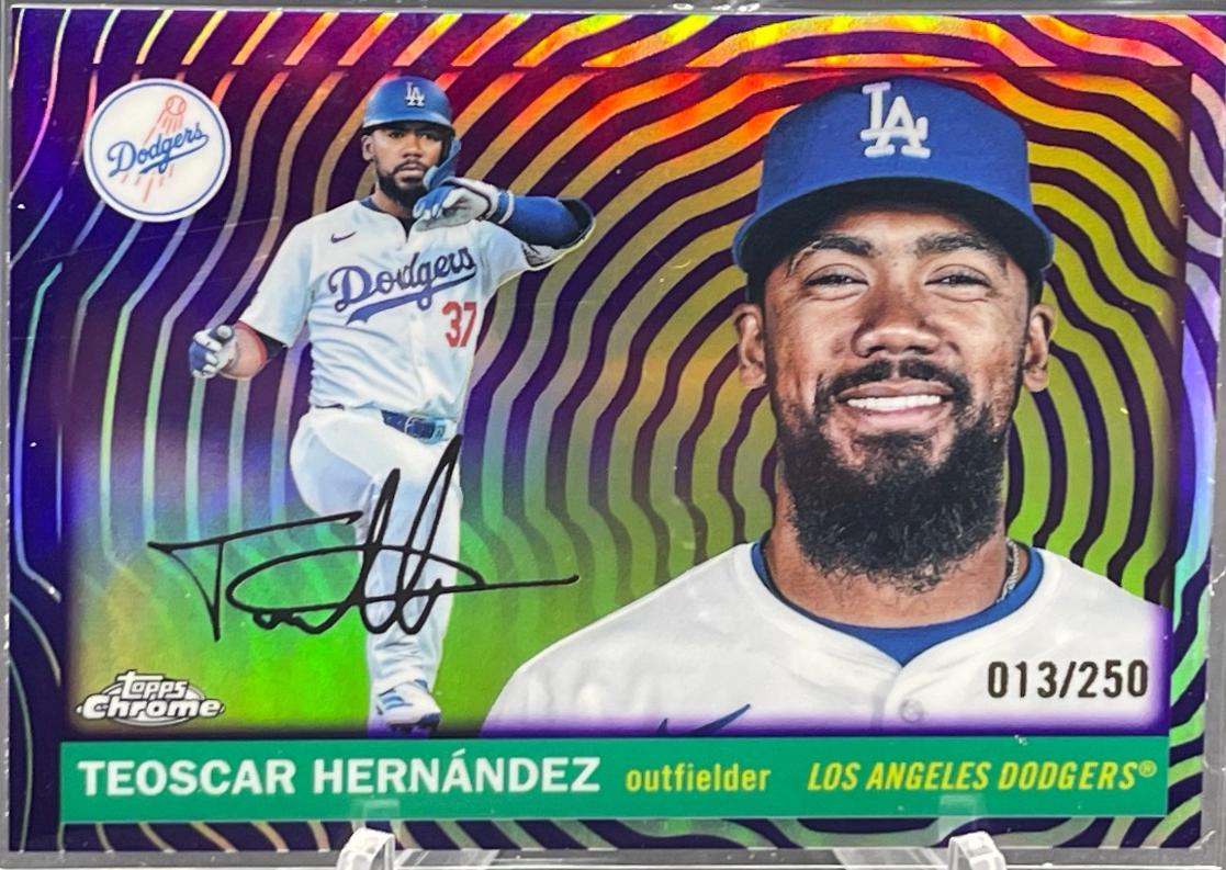 Teoscar Hernandez [Vibrations Refractor] #39