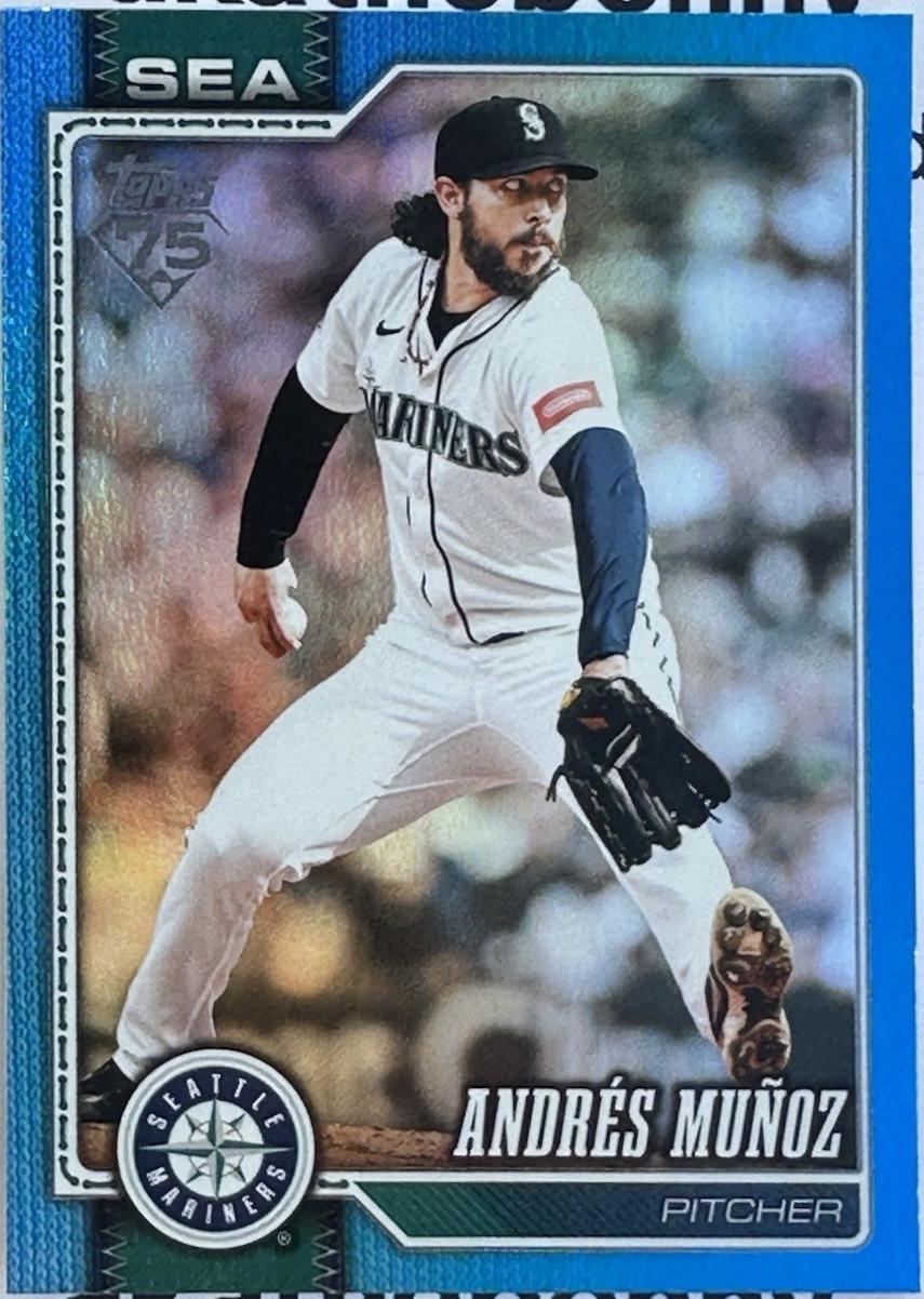 Andres Munoz [Holo Foil Blue] #574
