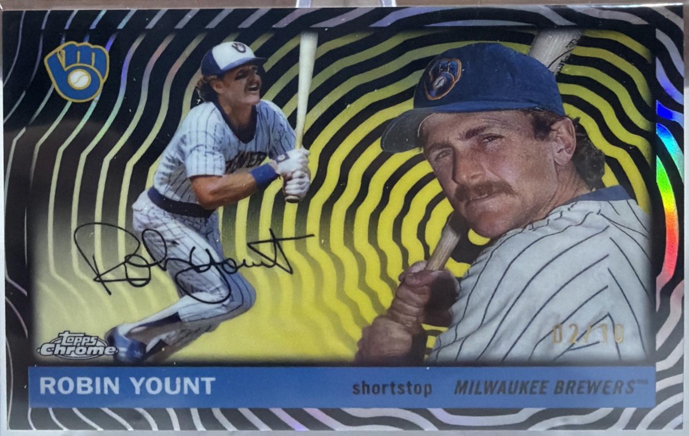 Robin Yount [Black Refractor] #486