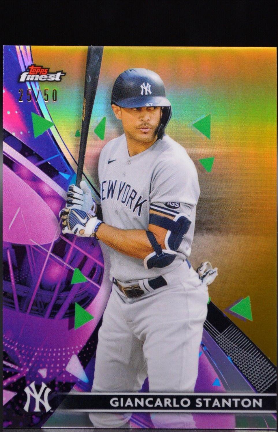 Giancarlo Stanton [Gold Refractor] #85
