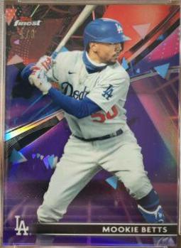 Mookie Betts [Purple Pink Vapor Refractor] #68