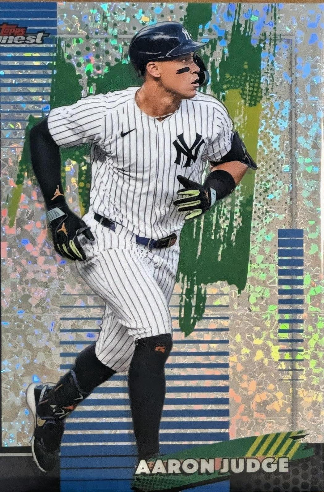 Aaron Judge [Mini Diamond] #99