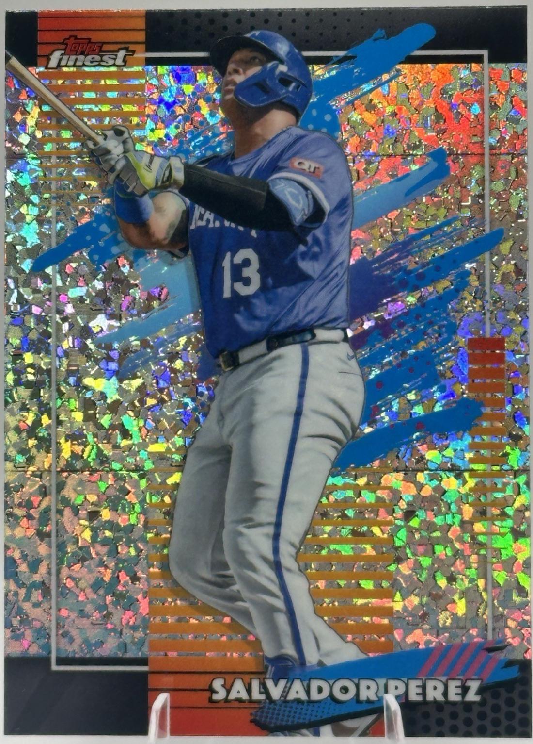Salvador Perez [Purple Mini Diamond] #122