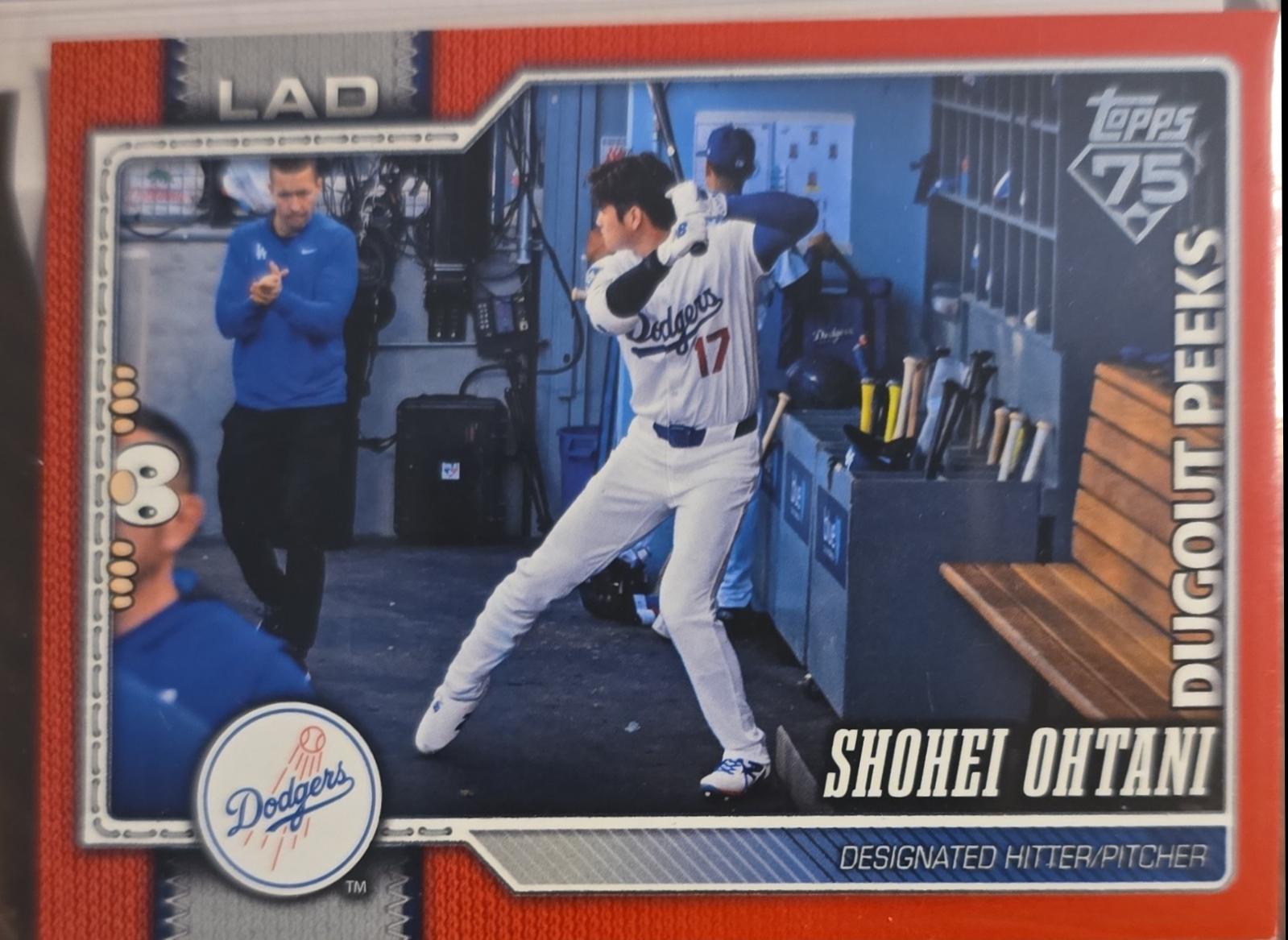 Shohei Ohtani [Red Dugout Peeks] #200