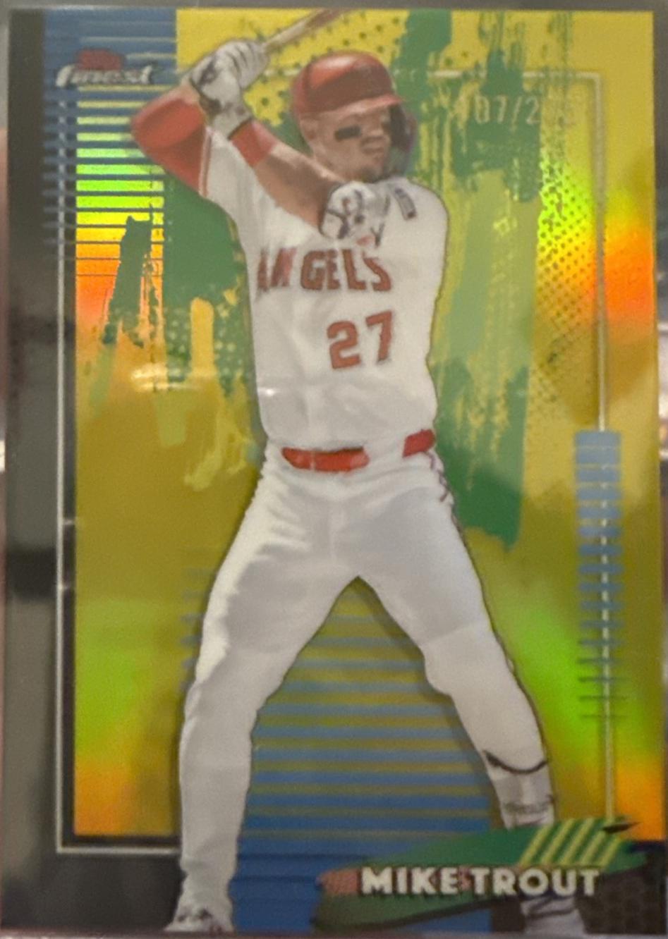 Mike Trout [Yellow] #58