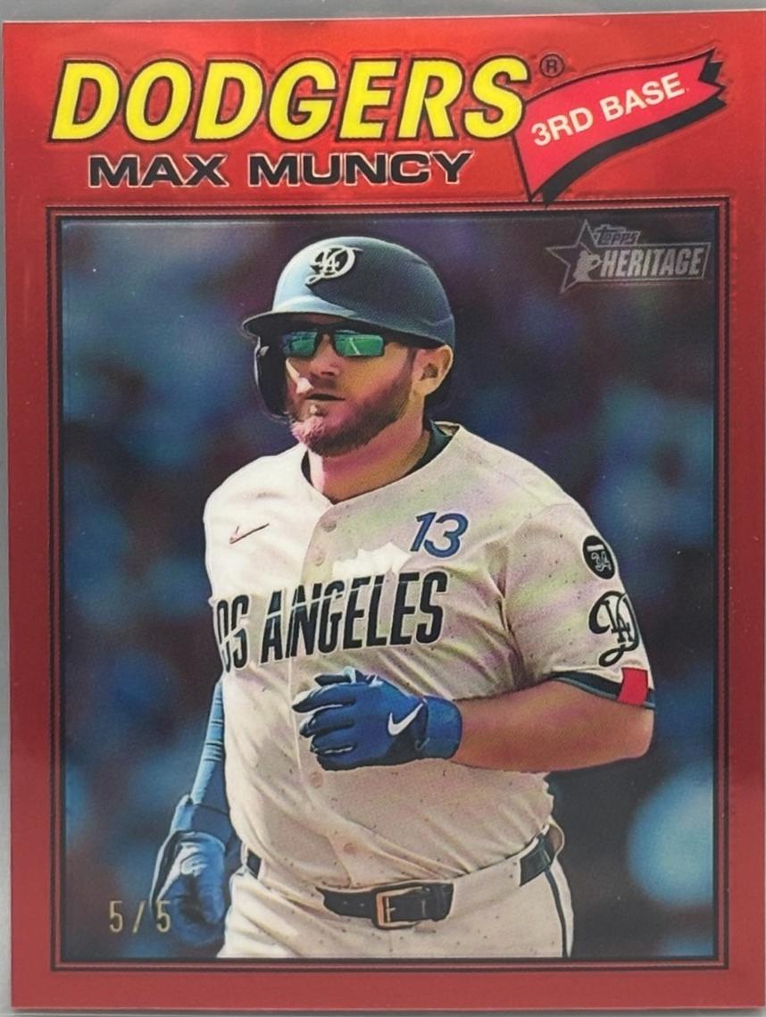 Max Muncy [Red Bordered Chrome] #158