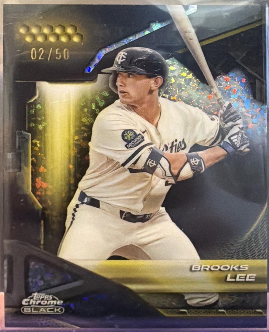 Brooks Lee [Gold Mini-Diamond Refractor] #129