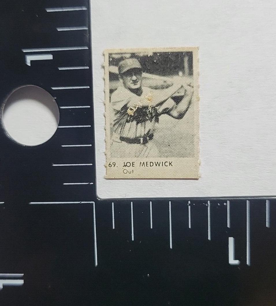 Joe Medwick [Blue Back] #69