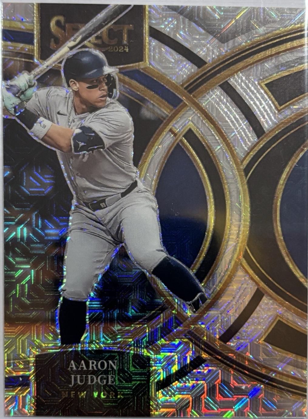 Aaron Judge [Mojo Prizm FOTL] #37