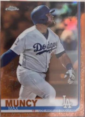 Max Muncy [Orange Refractor] #32