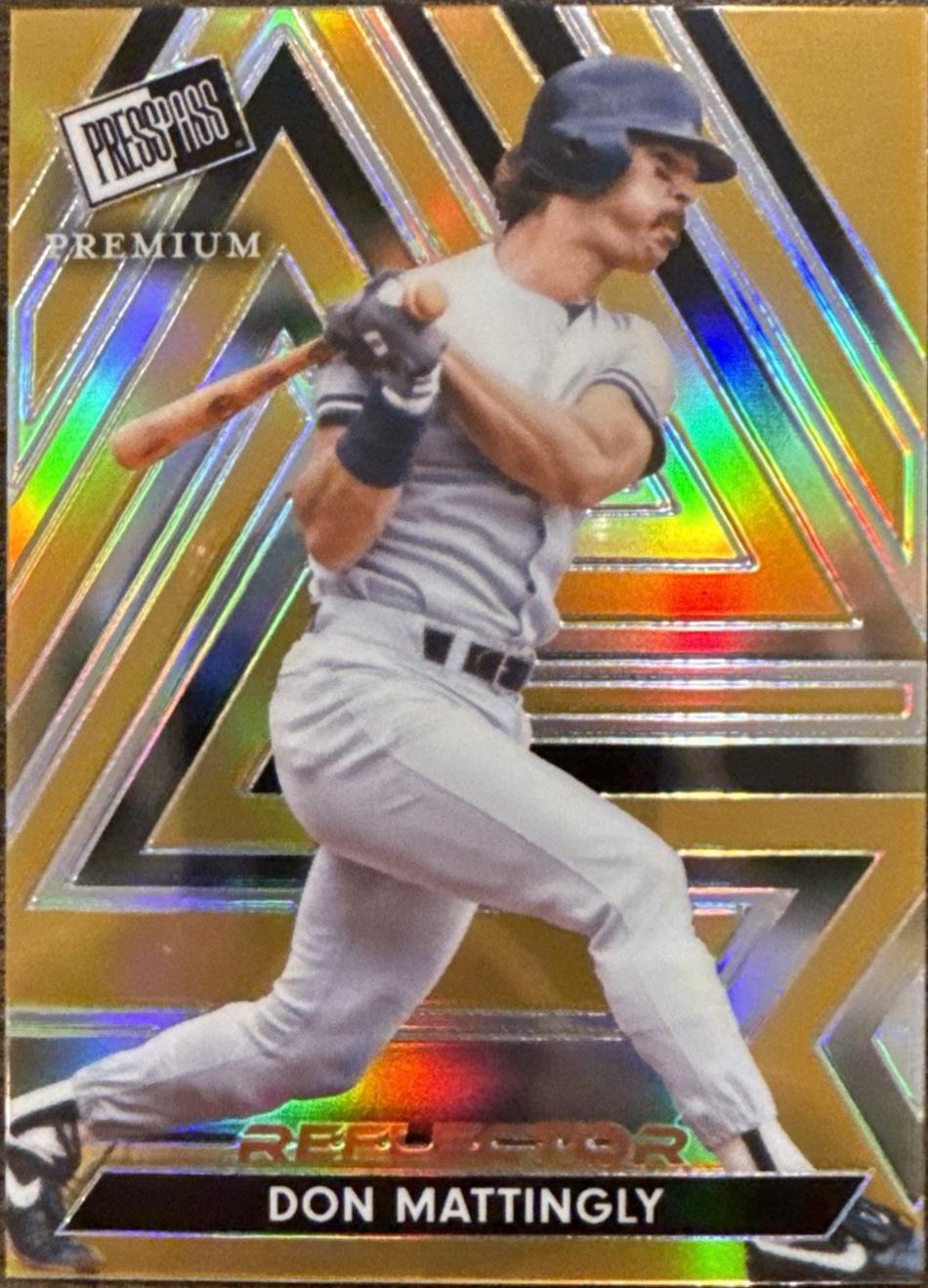 Don Mattingly [Reflector Prismatic Gold] #17