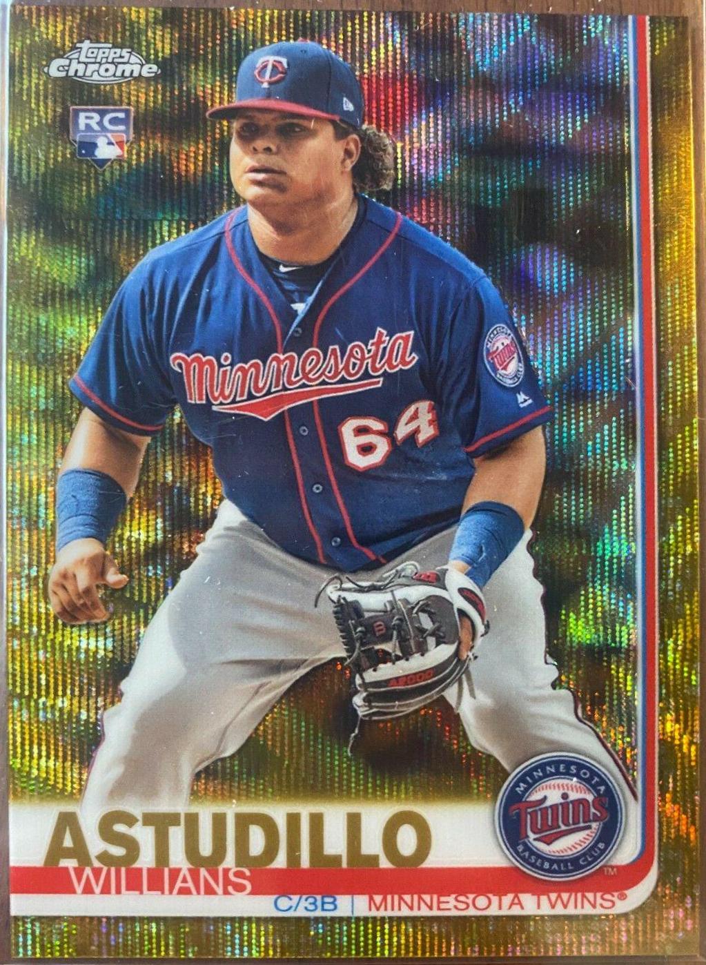 Willians Astudillo [Gold Refractor] #37
