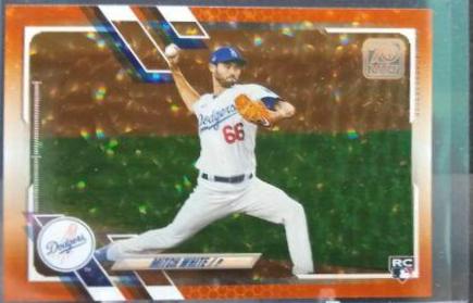 Mitch White [Orange] #270