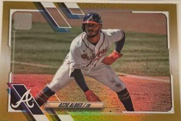 Ozzie Albies [Gold Foil] #500
