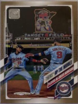 Twins Up The Middle [Gold Foil] #553