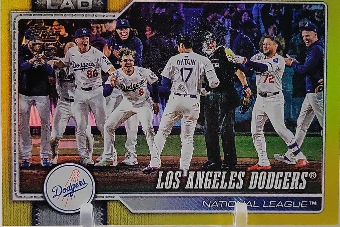 Los Angeles Dodgers [Yellow Rainbow] #256