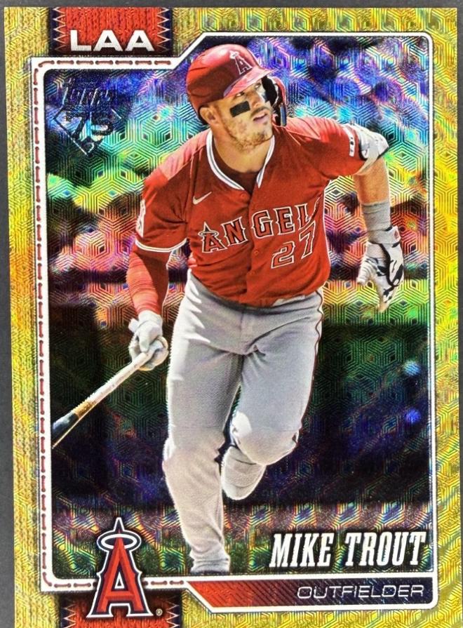 Mike Trout [Foilfractor] #350