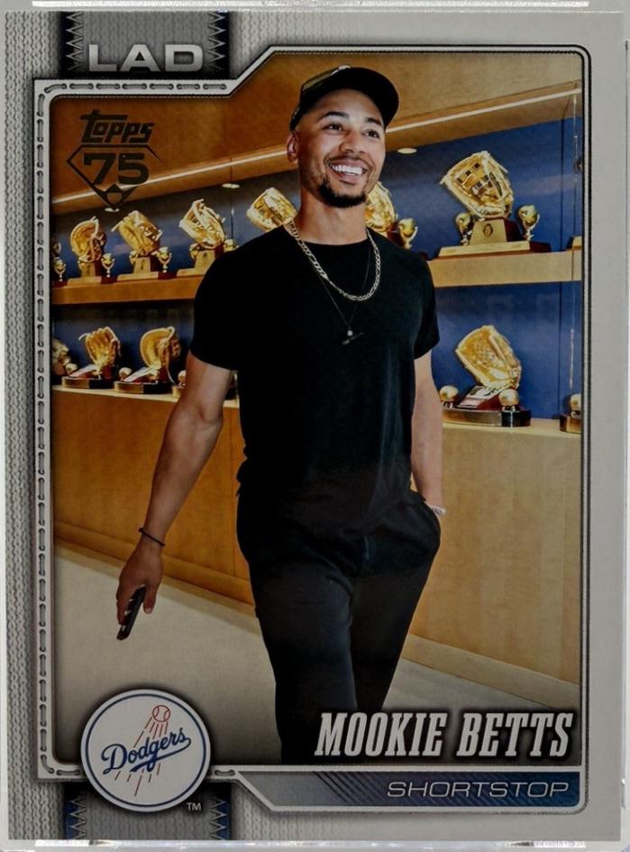 Mookie Betts [Golden Mirror Variation] #41