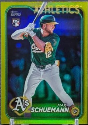 Max Schuemann [Yellow Rainbow Foil] #US220