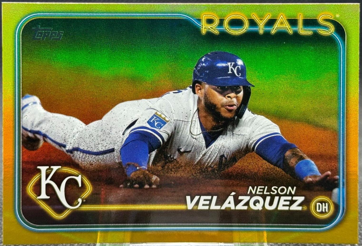 Nelson Velazquez [Gold Rainbow Foil] #US67
