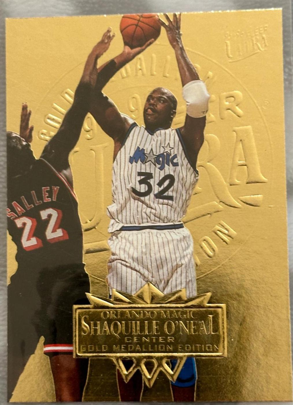 Shaquille Oneal [Gold Medallion] #126