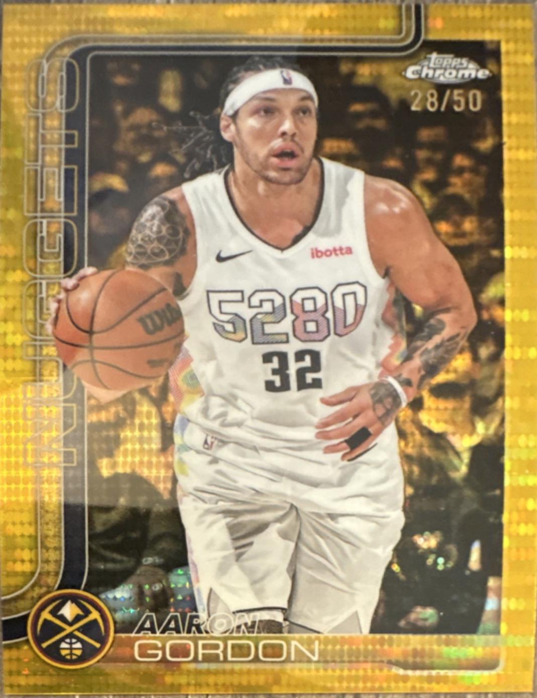 Aaron Gordon [Gold Basketball Refractor] #100