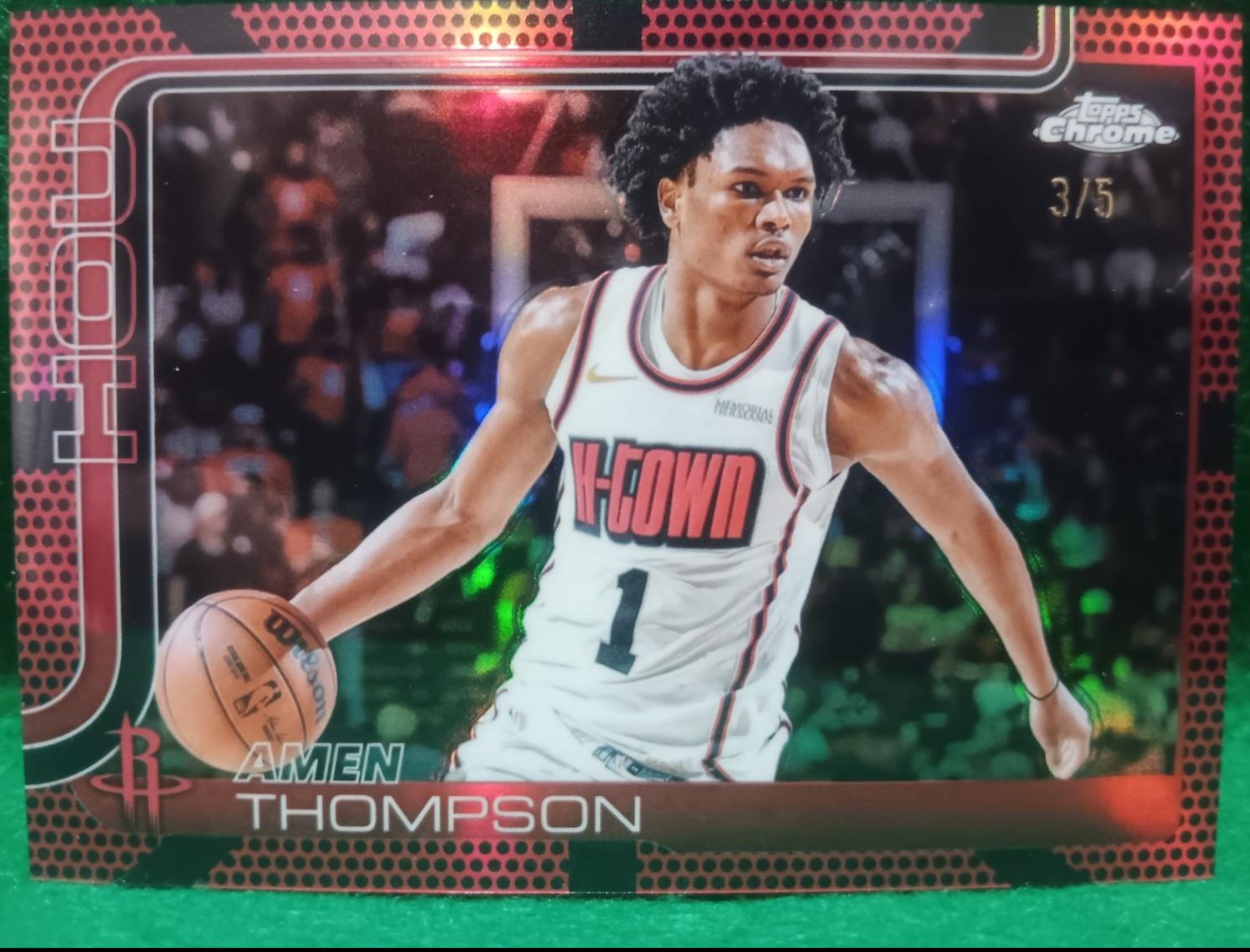 Amen Thompson [Red Basketball Refractor] #17