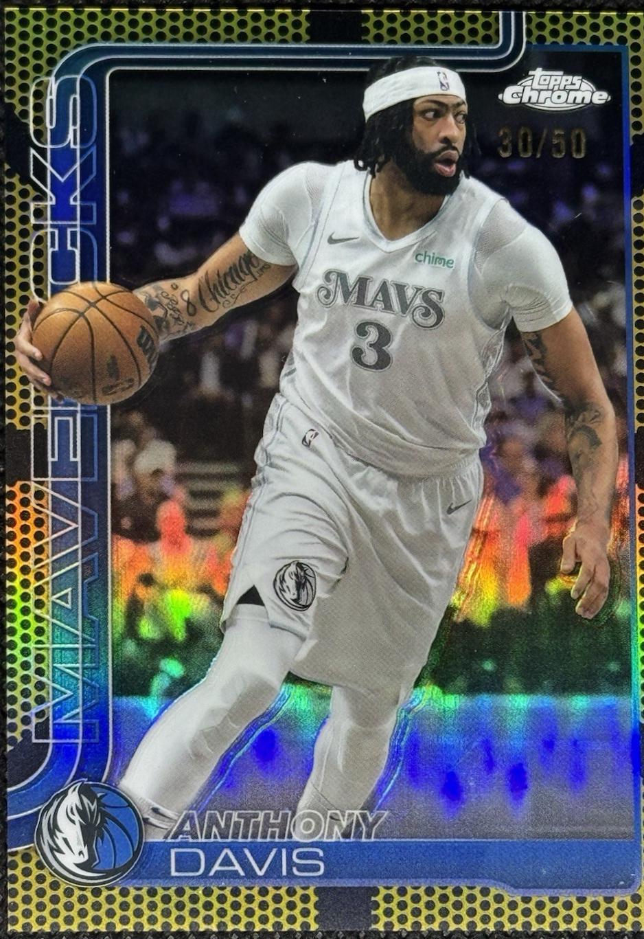 Anthony Davis [Gold Basketball Refractor] #96