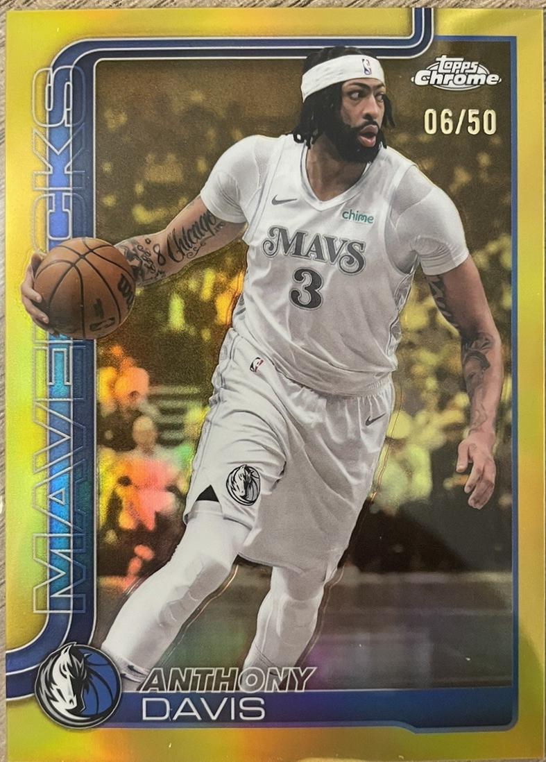 Anthony Davis [Gold Refractor] #96
