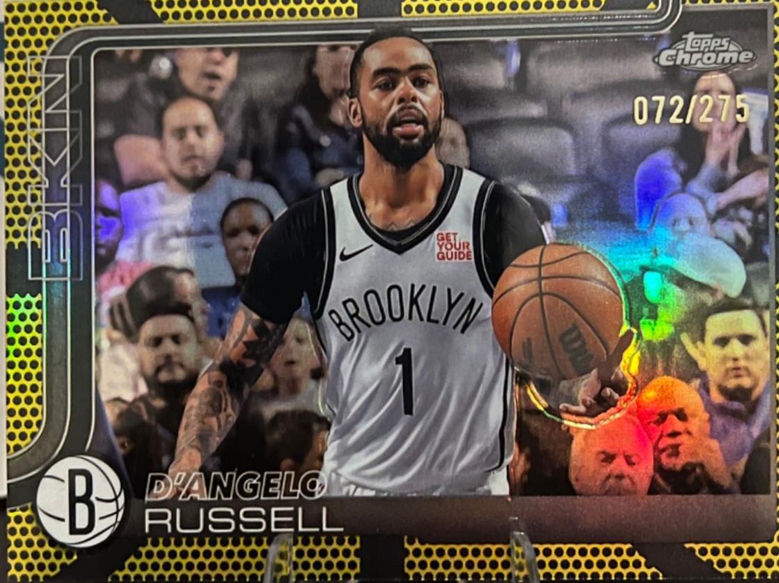 D'Angelo Russell [Yellow Basketball Refractor] #79