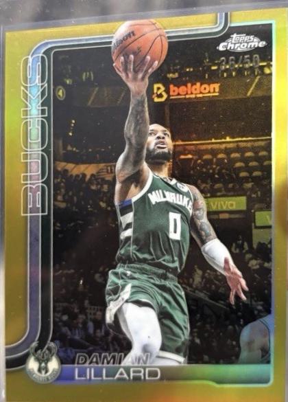 Damian Lillard [Gold Refractor] #153