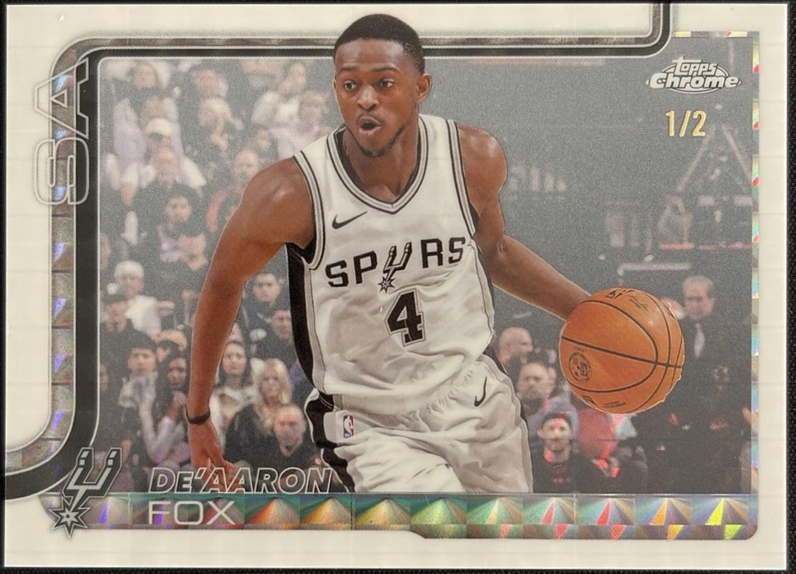 De'Aaron Fox [White Geometric Refractor] #233