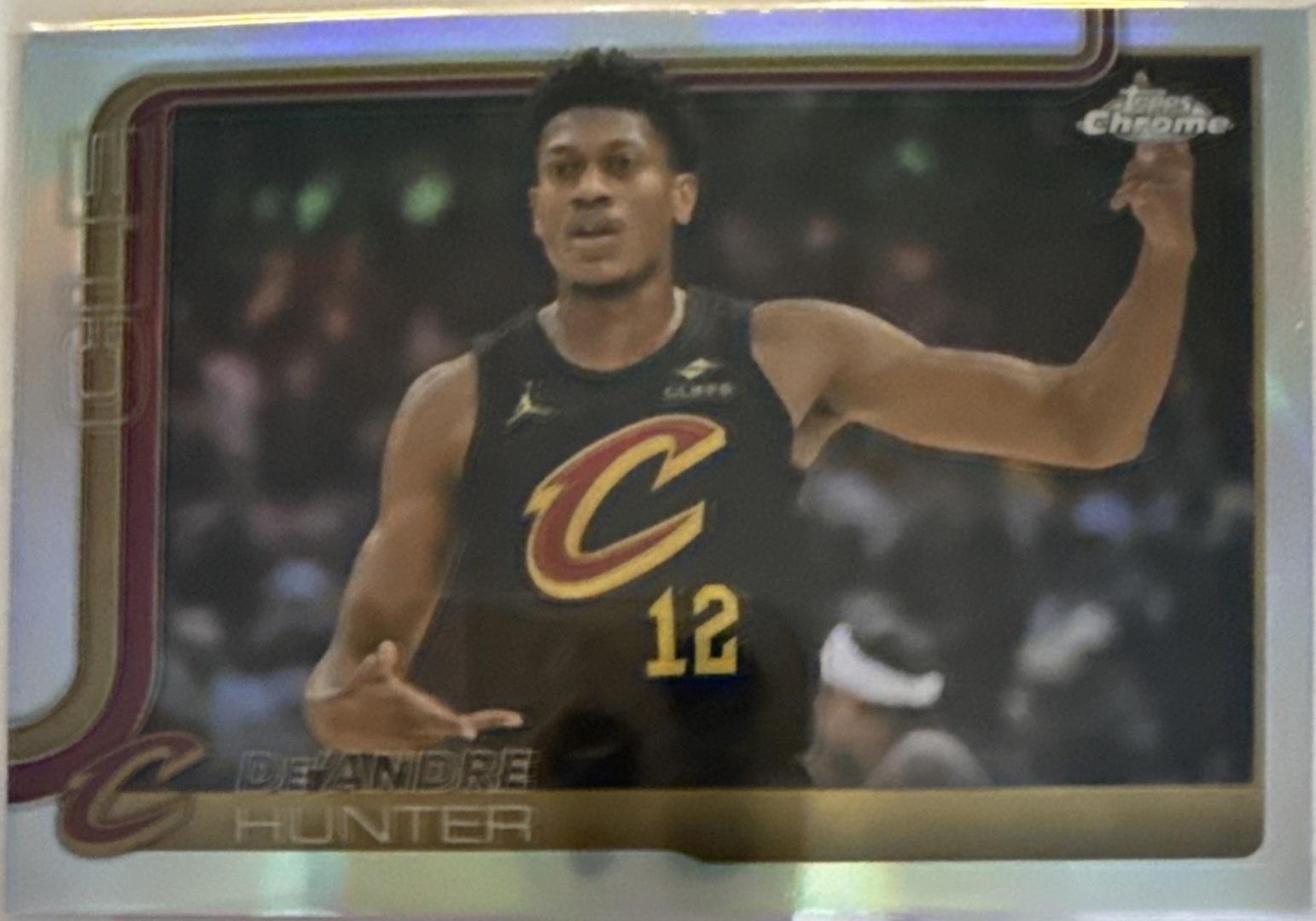 De'Andre Hunter [Basketball Refractor] #73