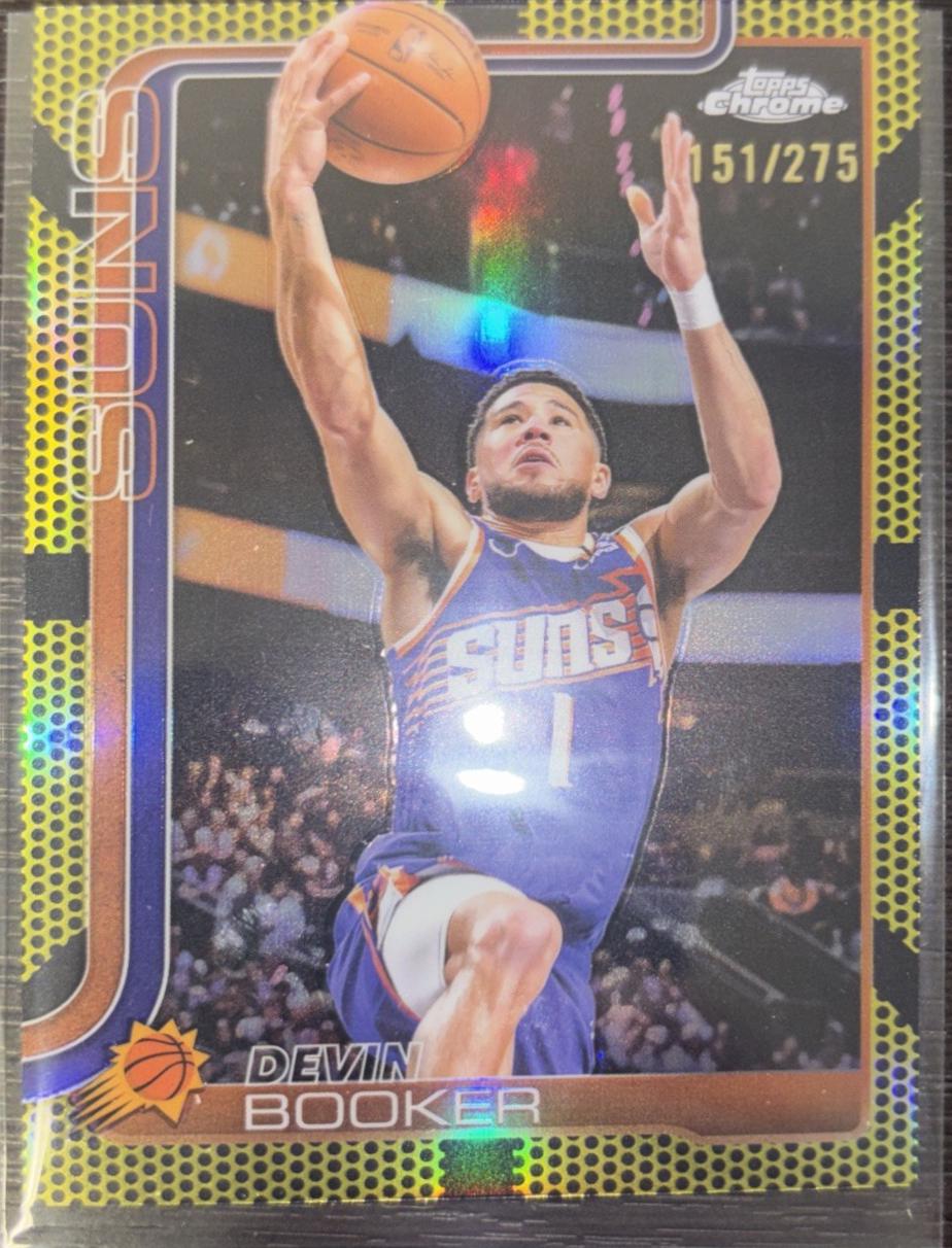 Devin Booker [Yellow Basketball Refractor] #195