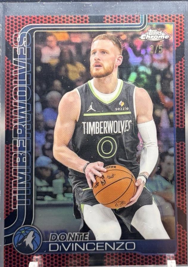 Donte DiVincenzo [Red Basketball Refractor] #145