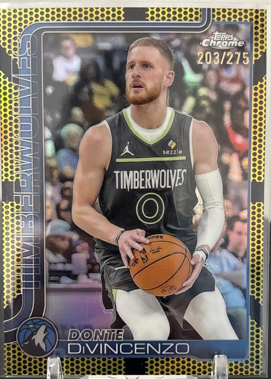 Donte DiVincenzo [Yellow Basketball Refractor] #145