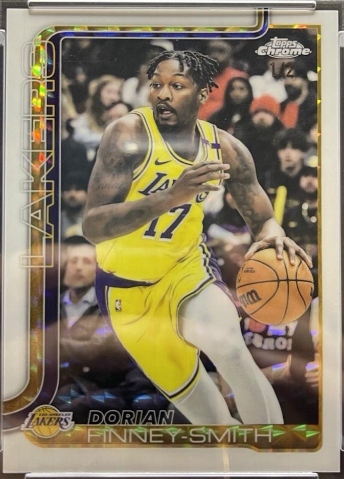 Dorian Finney-Smith [White Geometric Refractor] #192