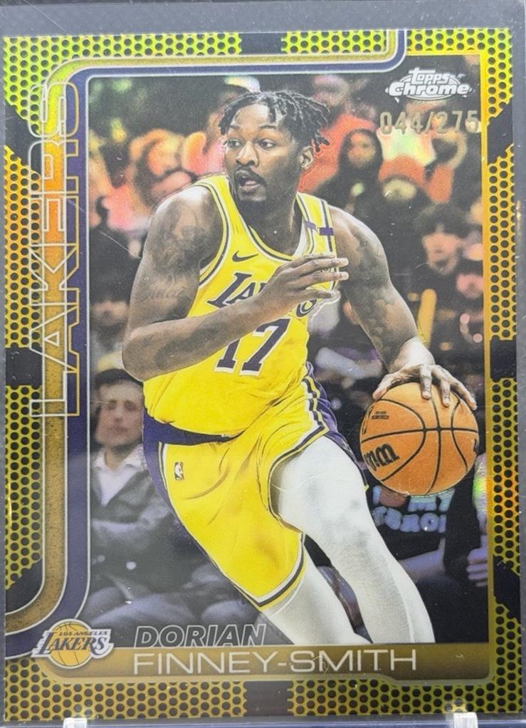 Dorian Finney-Smith [Yellow Refractor] #192